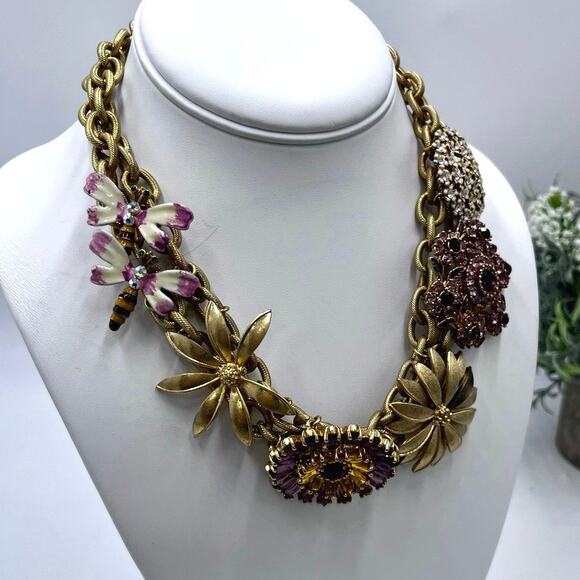 Banana Republic Vintage Floral Dragonfly Enamel Rhinestone 
Necklace - Picture 1 of 13